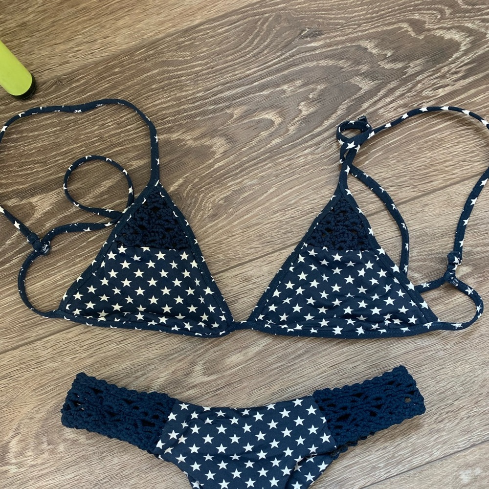 FRANKIES BIKINIS TANNER TOP STARS PRINT SZ Large